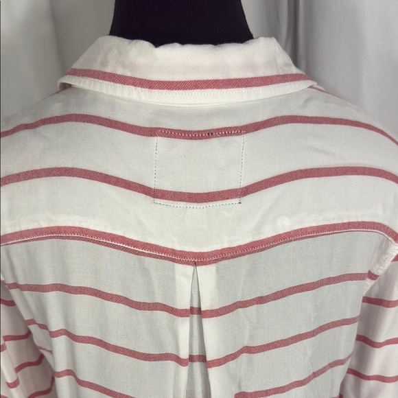 Rails White and Red Striped Casual Shirt - Picture 6 of 7